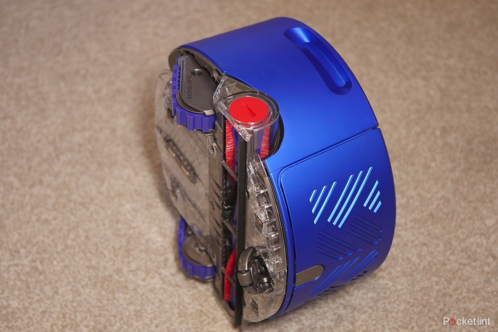 Dyson 360 Heurist robot vacuum review - Pocket-lint Dyson 360 Heurist robot vacuum review - Pocket-lint