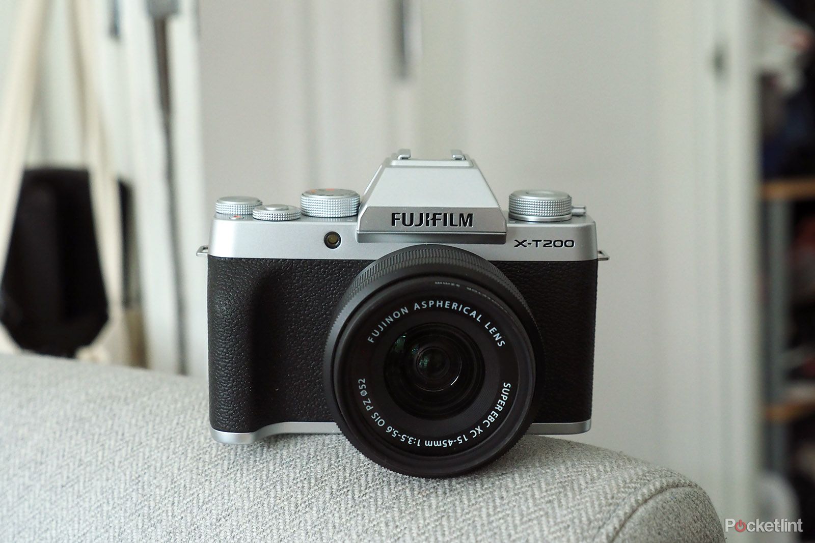 Fujifilm X-T200 review image 1