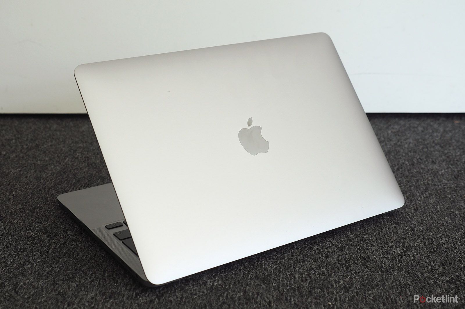 Apple MacBook Pro 2020 review image 1