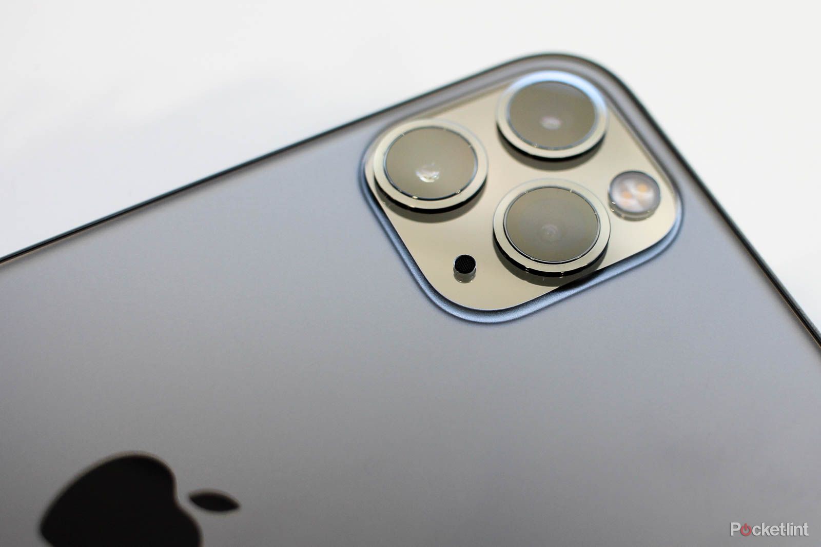 iPhone 12 could record 4K 120fps video, even 240fps photo 1