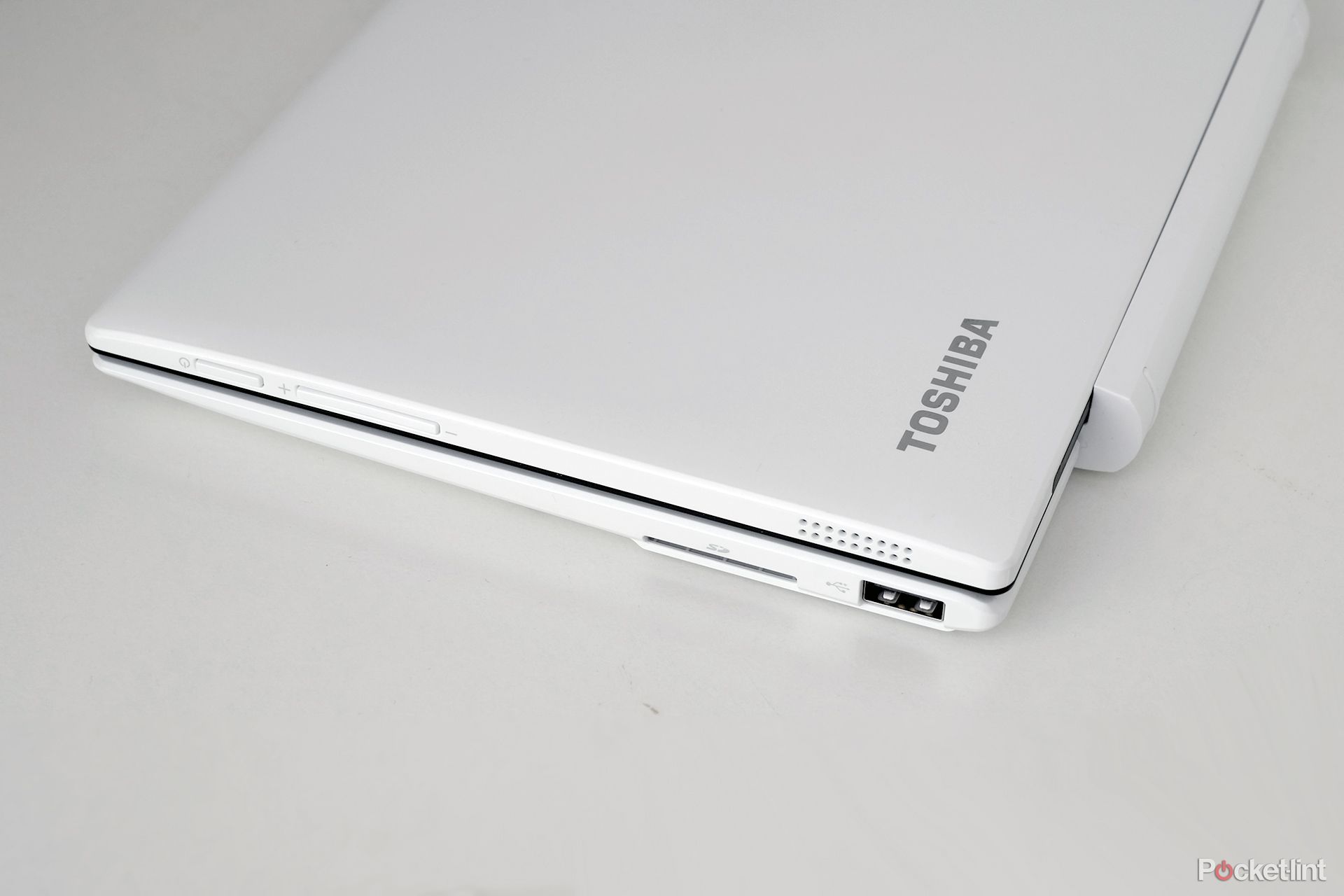It looks like Toshiba's getting out of the laptop business photo 1