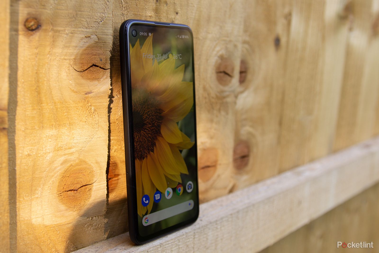 Google Pixel 4a is now available for pre-order in the UK photo 1
