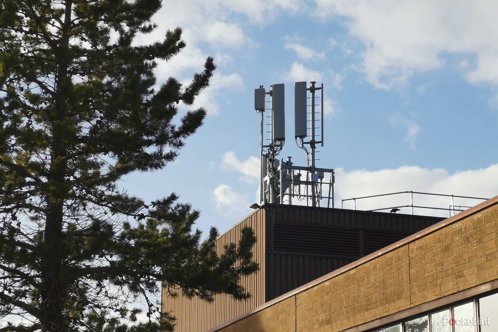 Three UK announces its 5G coverage is now live across 154 towns and cities photo 1