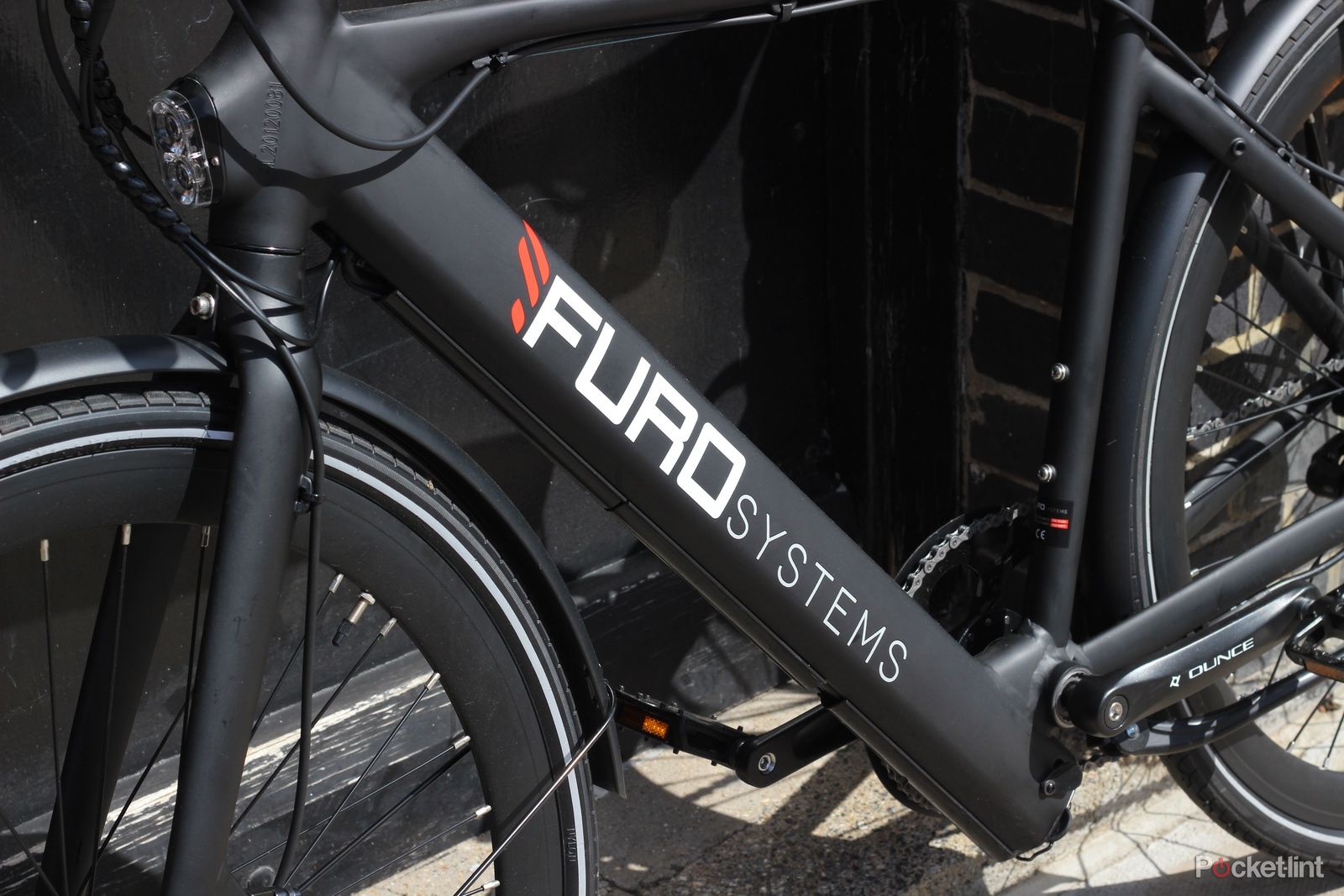 FuroSystems Aventa bike review: Fast and furious photo 3