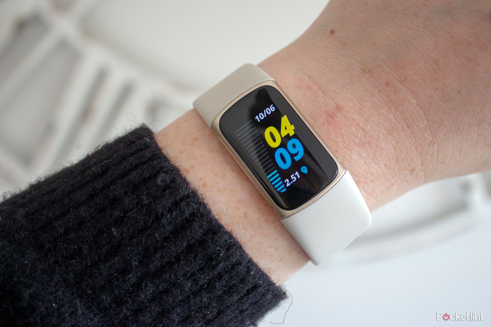 Fitbit Charge 5 review: Best fitness tracker with color display, GPS,  elegant form factor