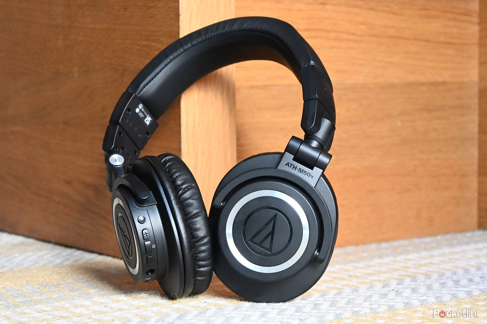 Audio-Technica MX50xBT2 headphones review photo 7