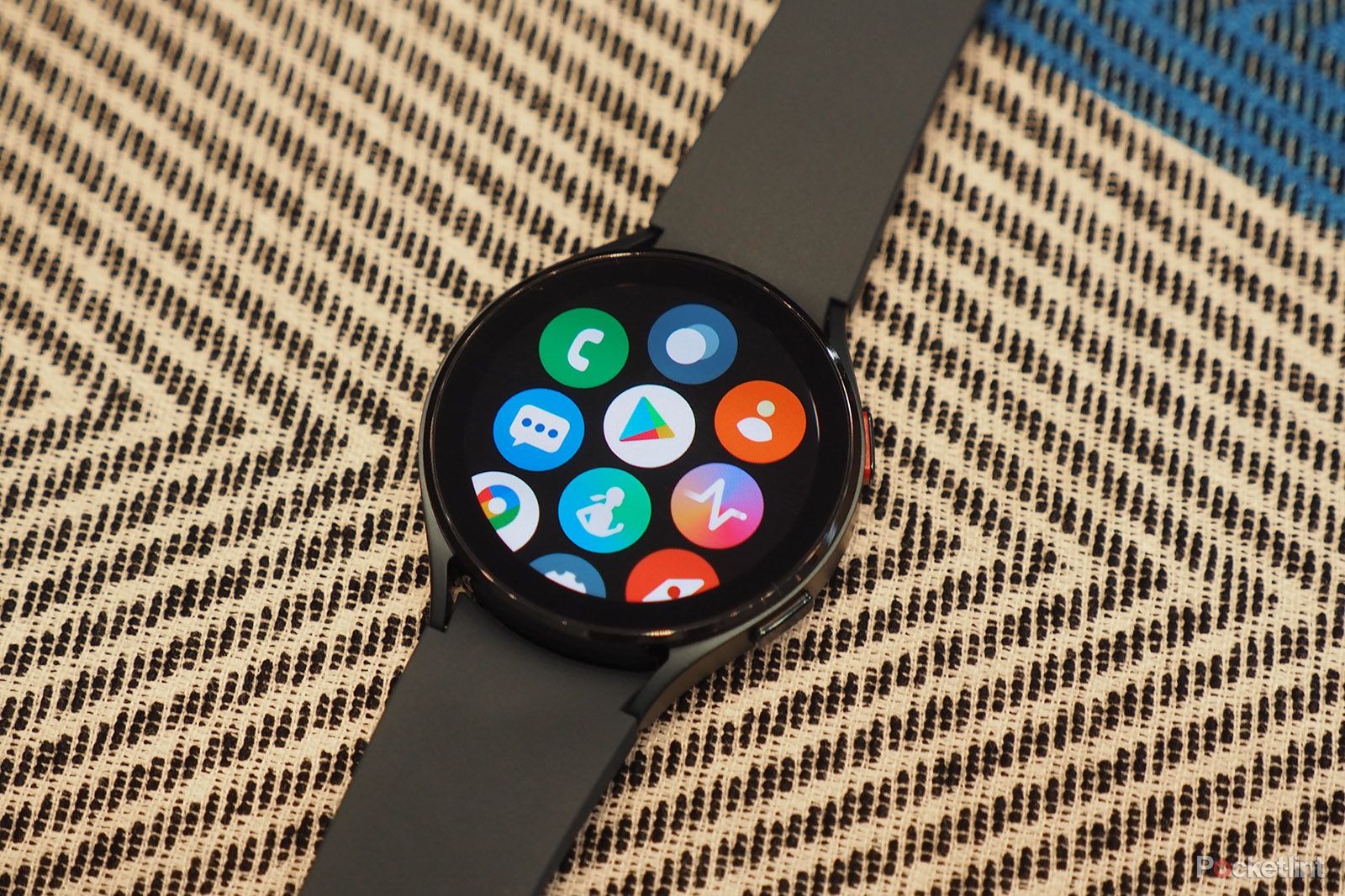 Google's in-house smartwatch could launch in 2022 photo 1
