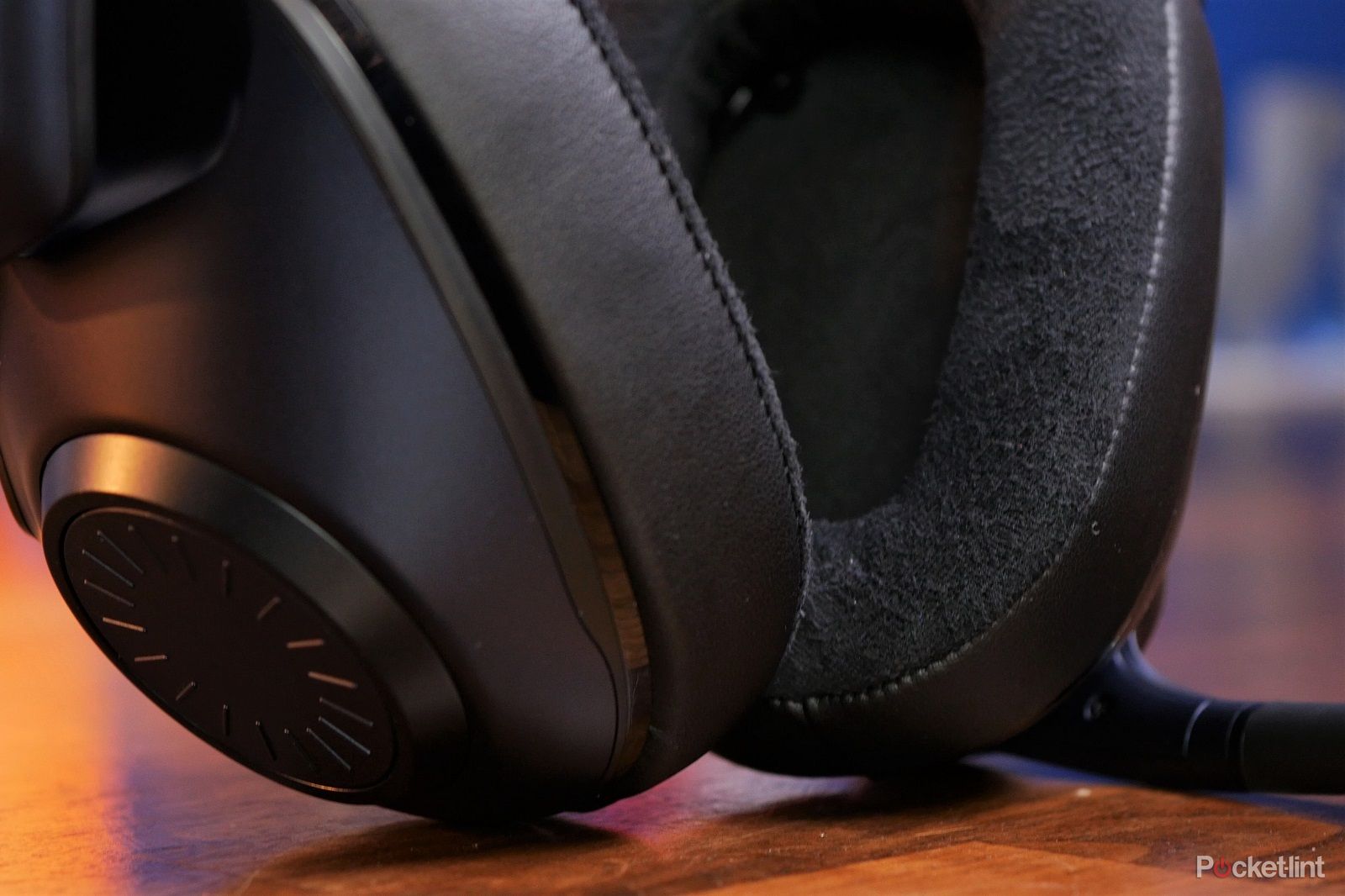 EPOS H6 Pro Gaming Headset Closed Acoustic Review – Drop The Spotlight