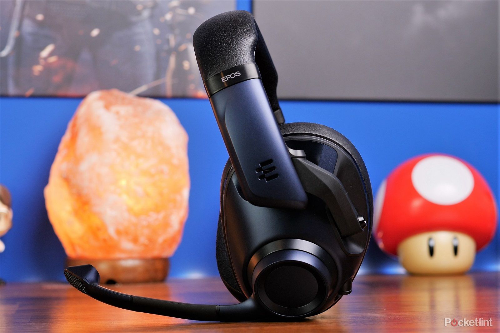 Epos H6Pro Closed headset review: headset photo 1