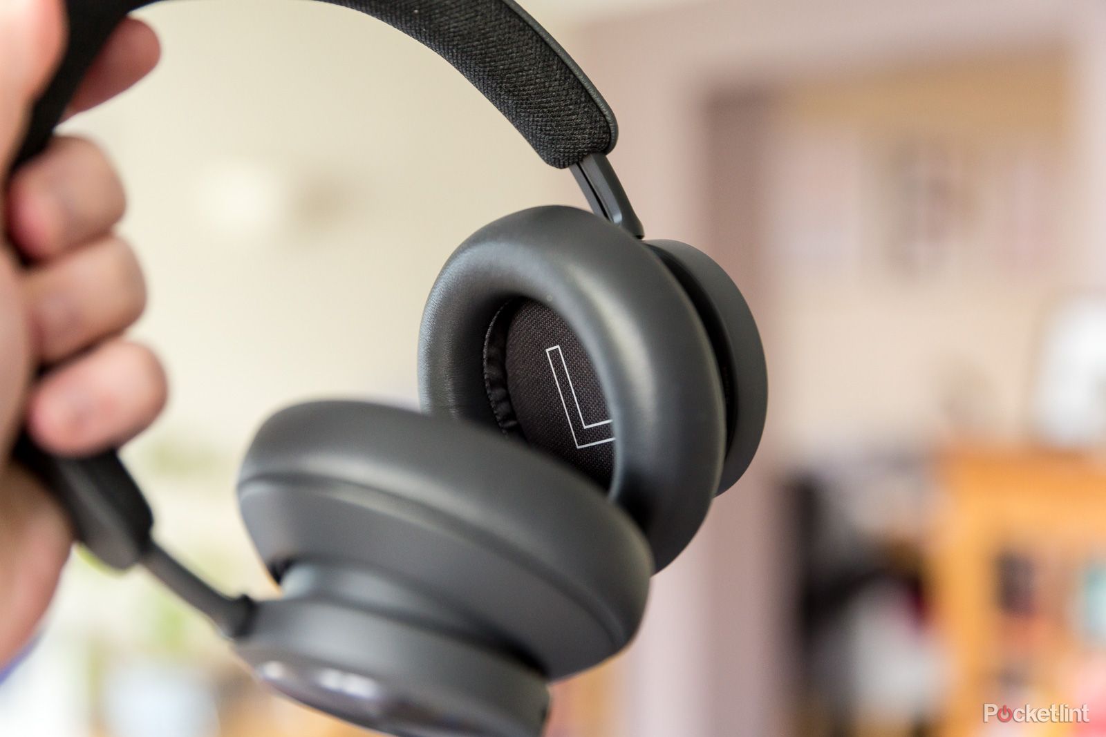 Bang and Olufsen Beoplay Portal 2022 review images photo 6