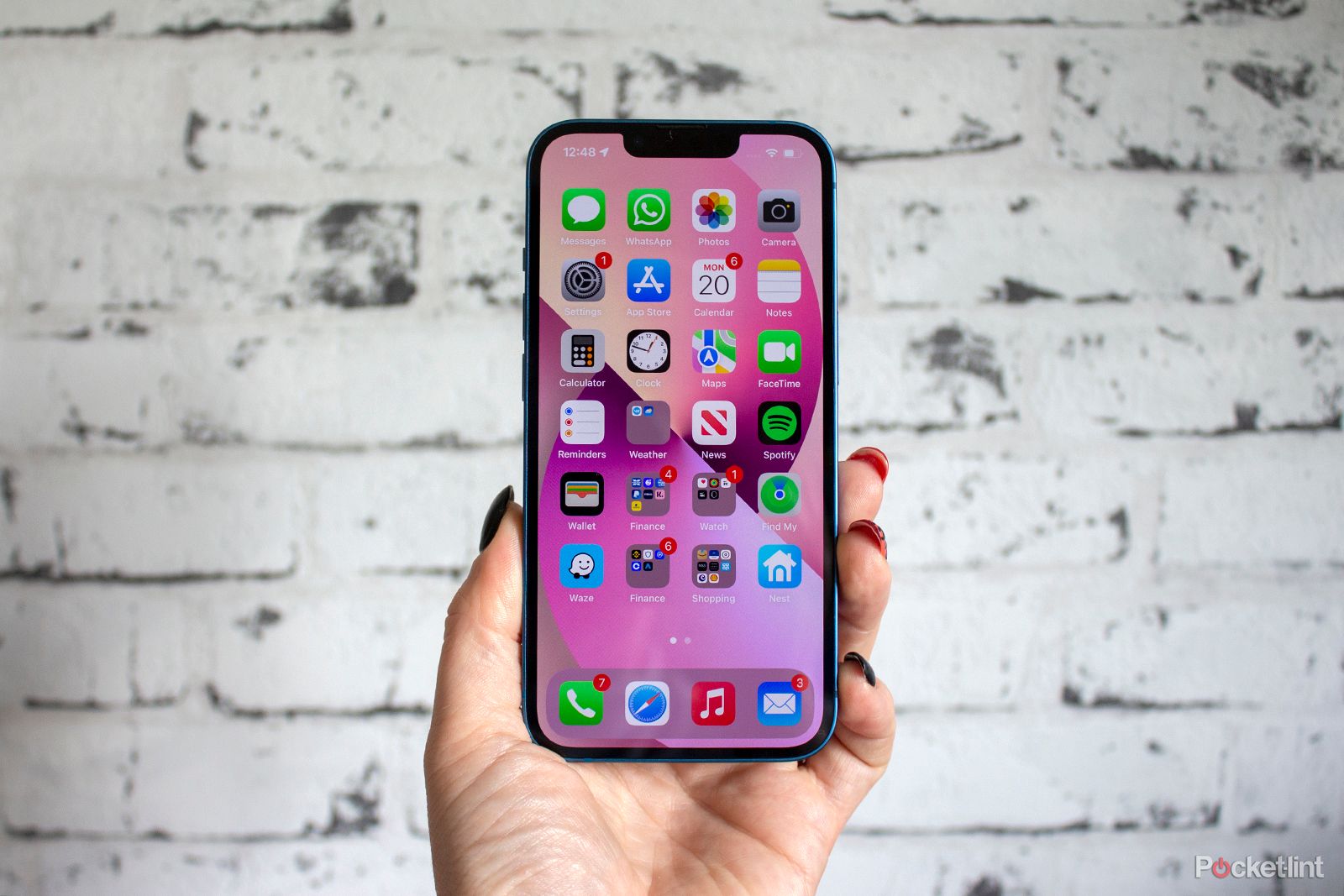 Apple confirms that iOS 15.4 will be released next week photo 1