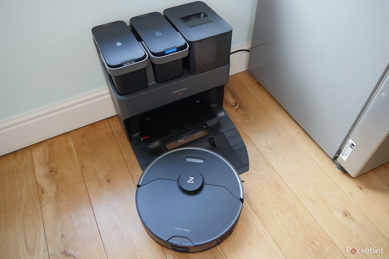 The Roborock S7 MaxV Ultra is the best Robot Vacuum for pets