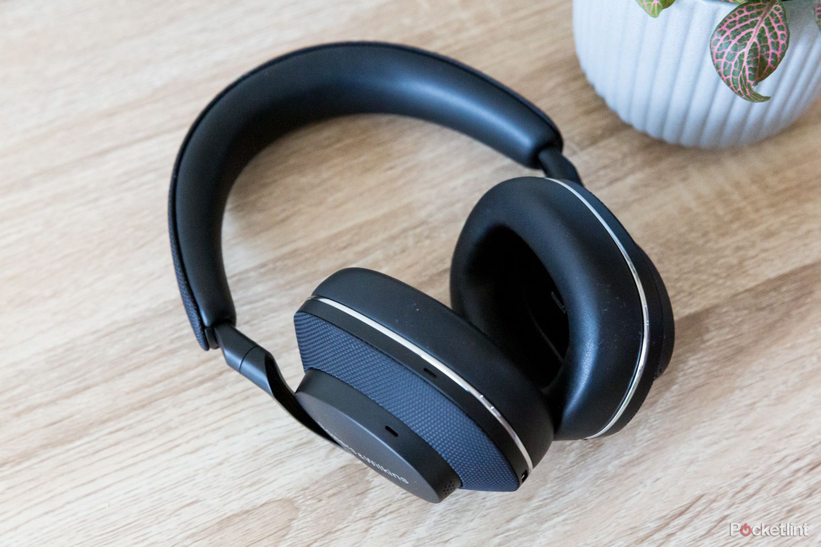 Bowers and Wilkins Px7 S2 review images photo 6