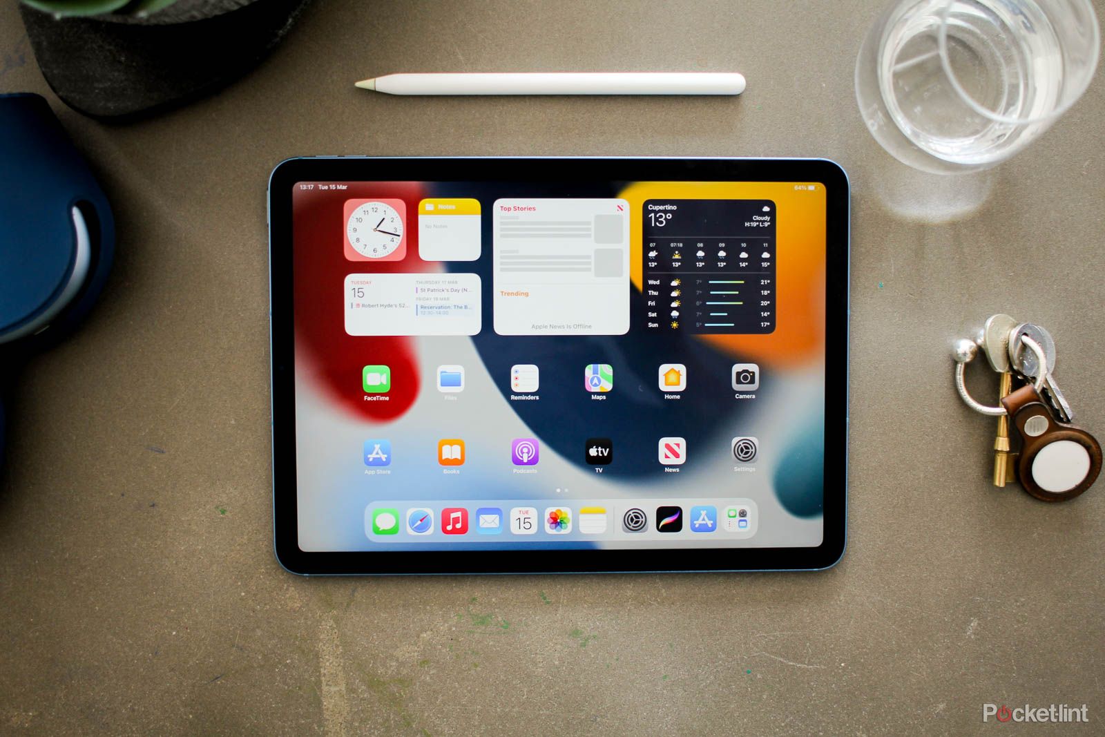 ipad mini on a desk with an Apple Pencil