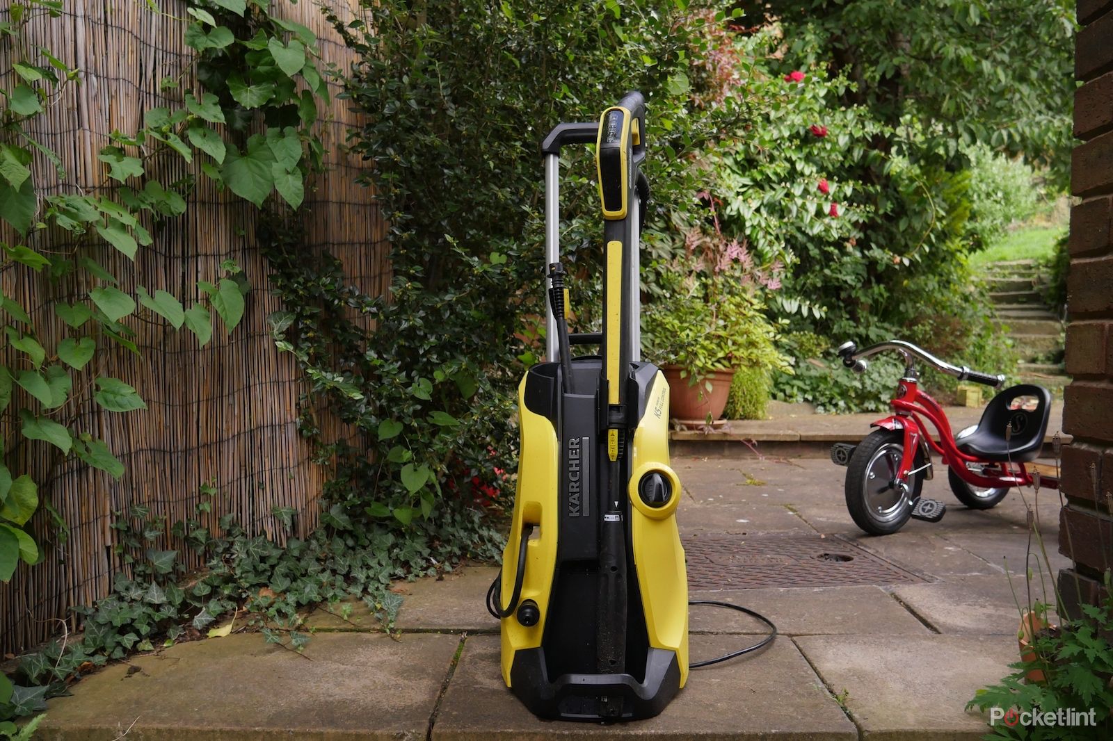 Clean up with these Karcher pressure washer deals photo 1