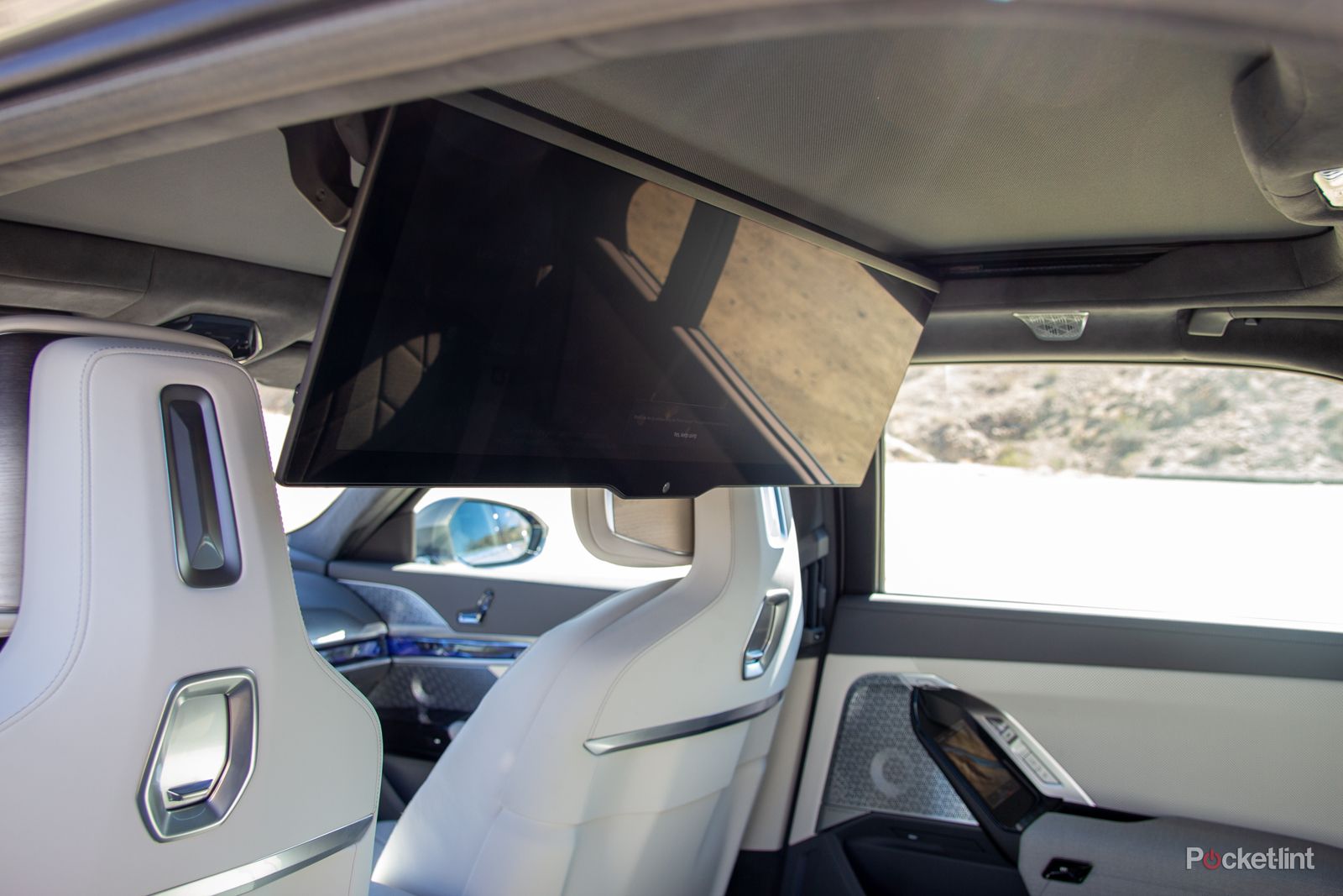 Bmw I7 Review Driving First Class