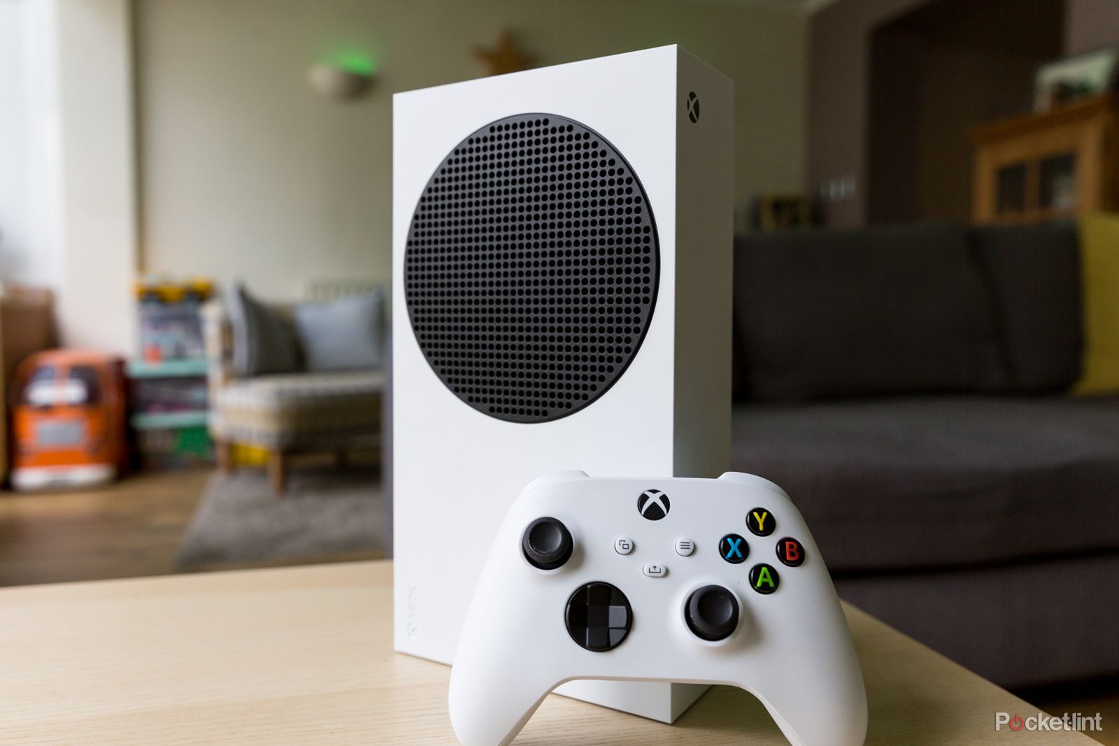 The Xbox Series S stood on the table