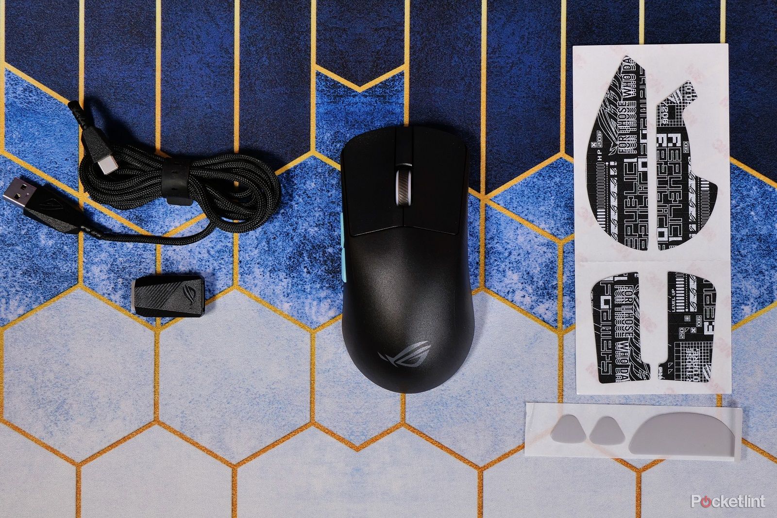 Asus ROG Harpe Ace Aim Lab edition gaming mouse review photo 5