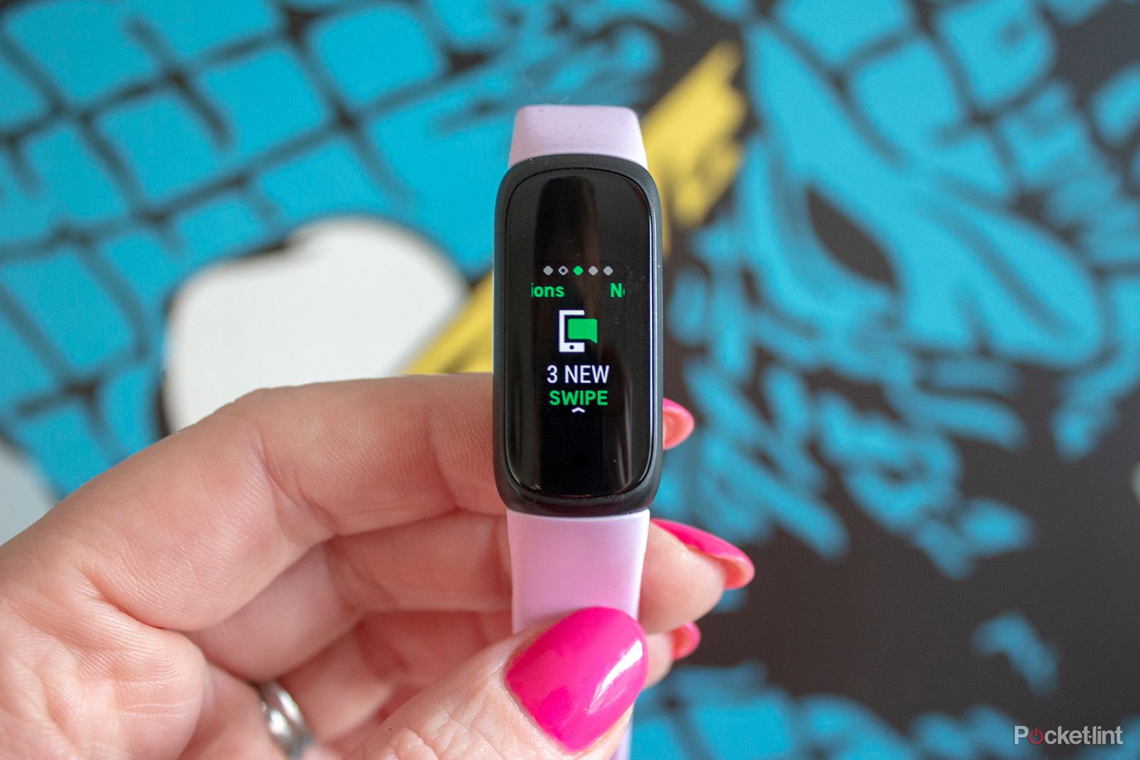 Fitbit Inspire 3 in pink