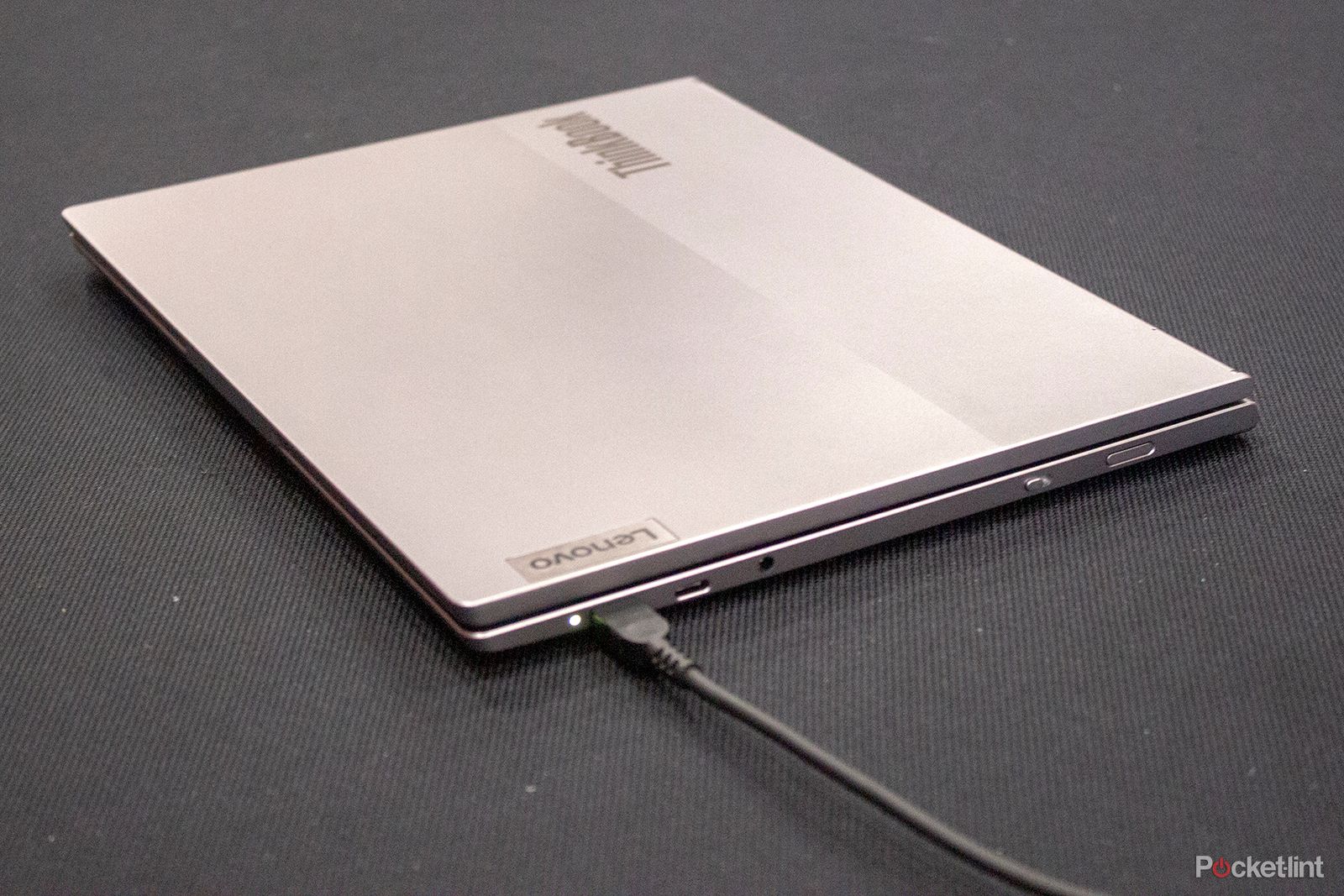 Motorola rollable laptop - 15