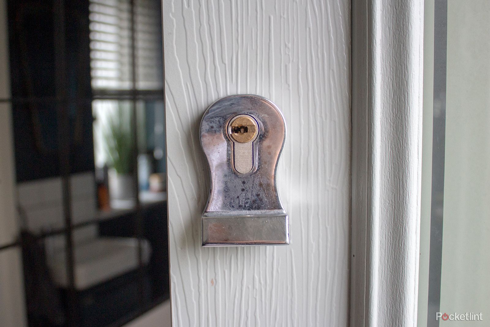 Probamos la Nuki Smart Lock 3.0 Pro, la cerradura que convierte tu puerta  de casa en inteligente