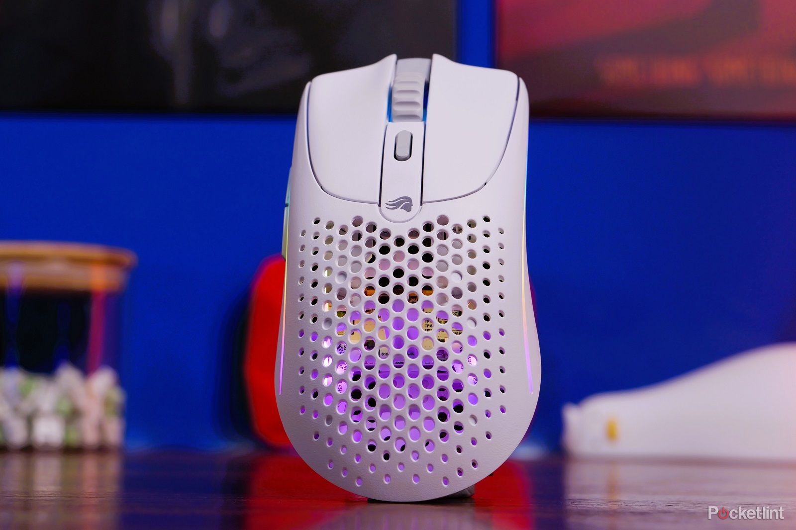 Glorious Model O2 wireless gaming mouse review 0