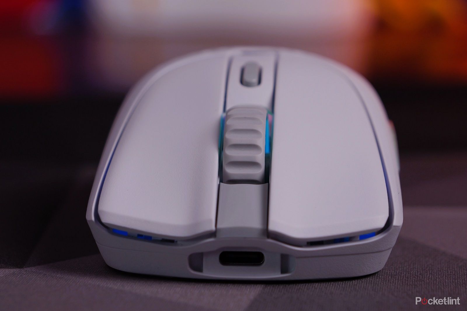 Glorious Model O2 wireless gaming mouse review 9b