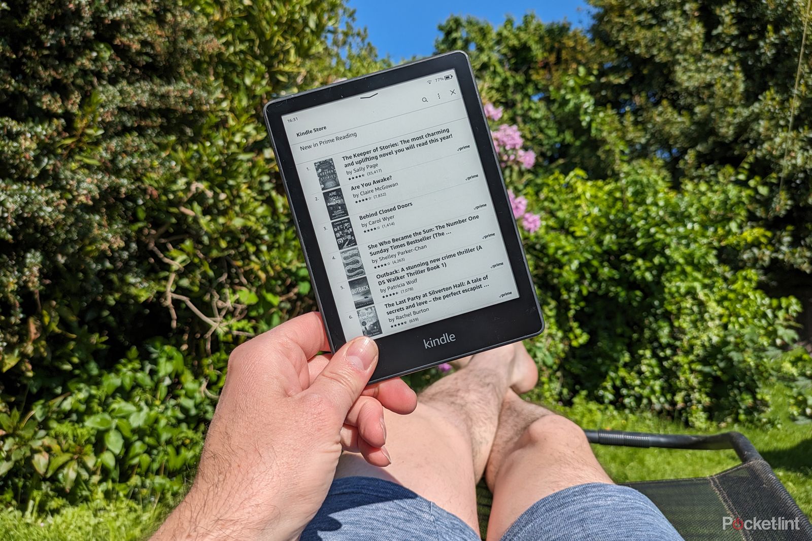Kindle – The lightest and most compact Kindle, with extended battery  life, adjustable front light, and 16 GB storage – Without Lockscreen Ads –