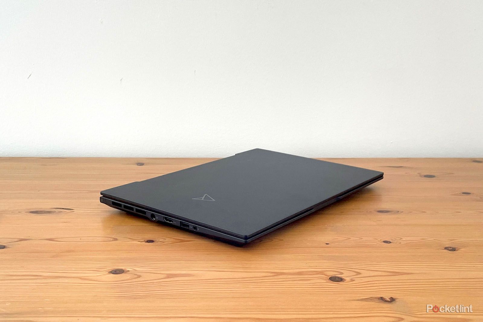 BOOK PRO 14 ULTRA7 2 8K OLED AI PC intelligence overview