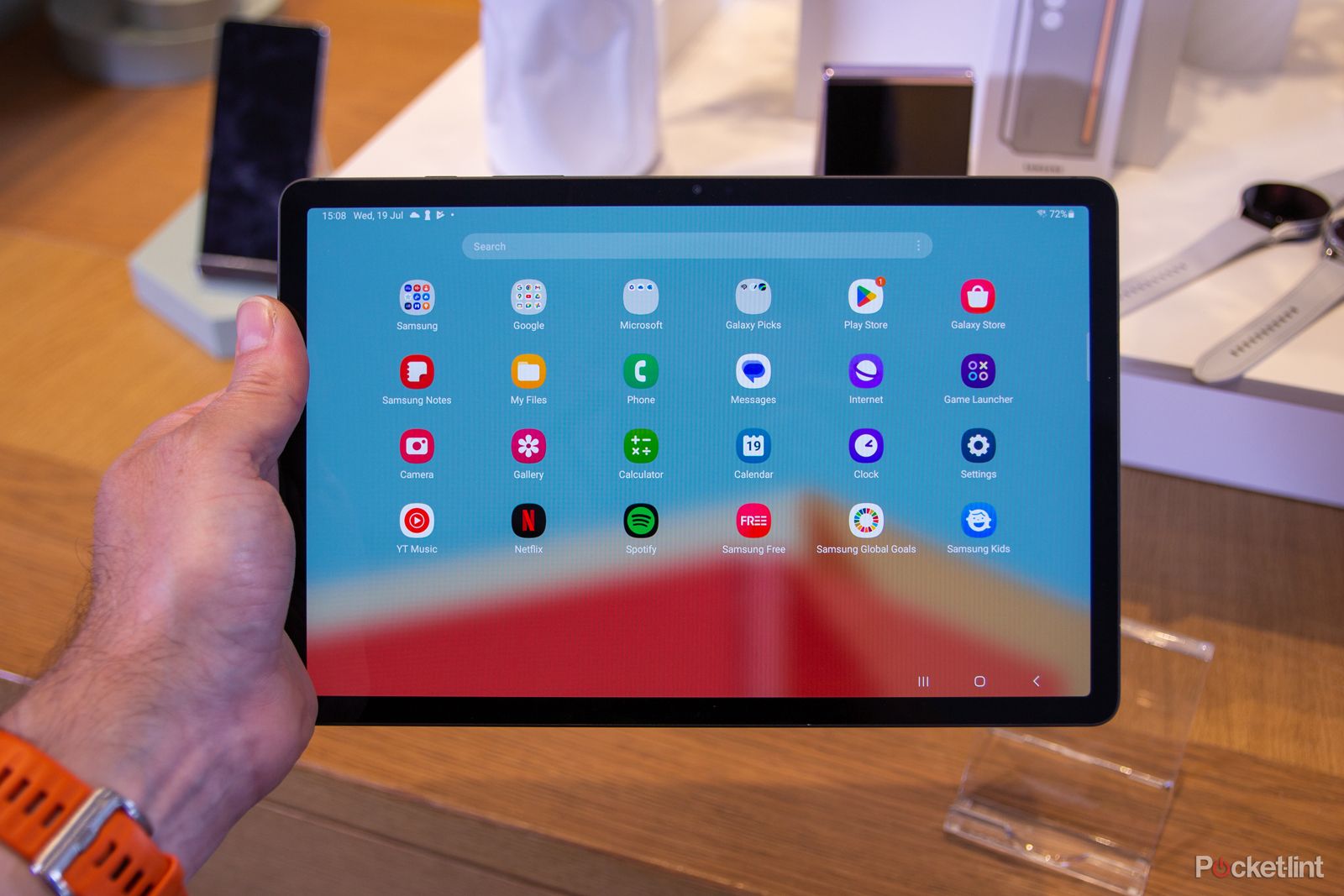 Samsung Galaxy Tab S9 FE vs Galaxy Tab S9: What's the difference?