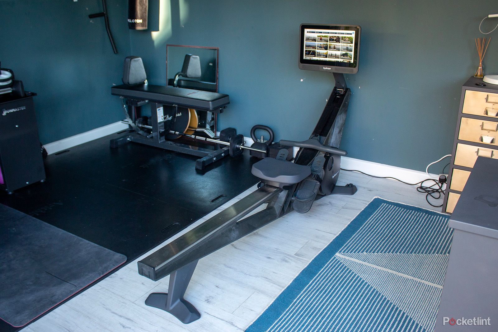 Hydrow Wave review: A Peloton-type rowing experience