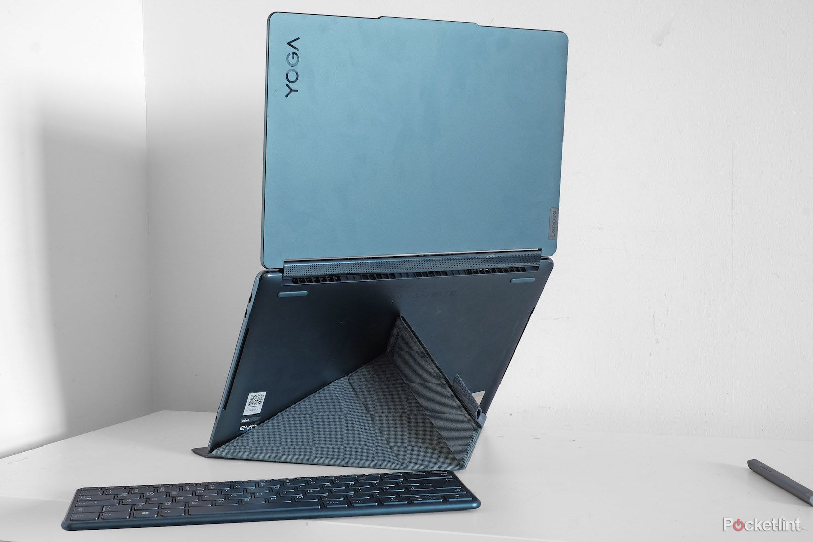 Lenovo Yoga Book 9i review: The world isn't ready for dual-screen