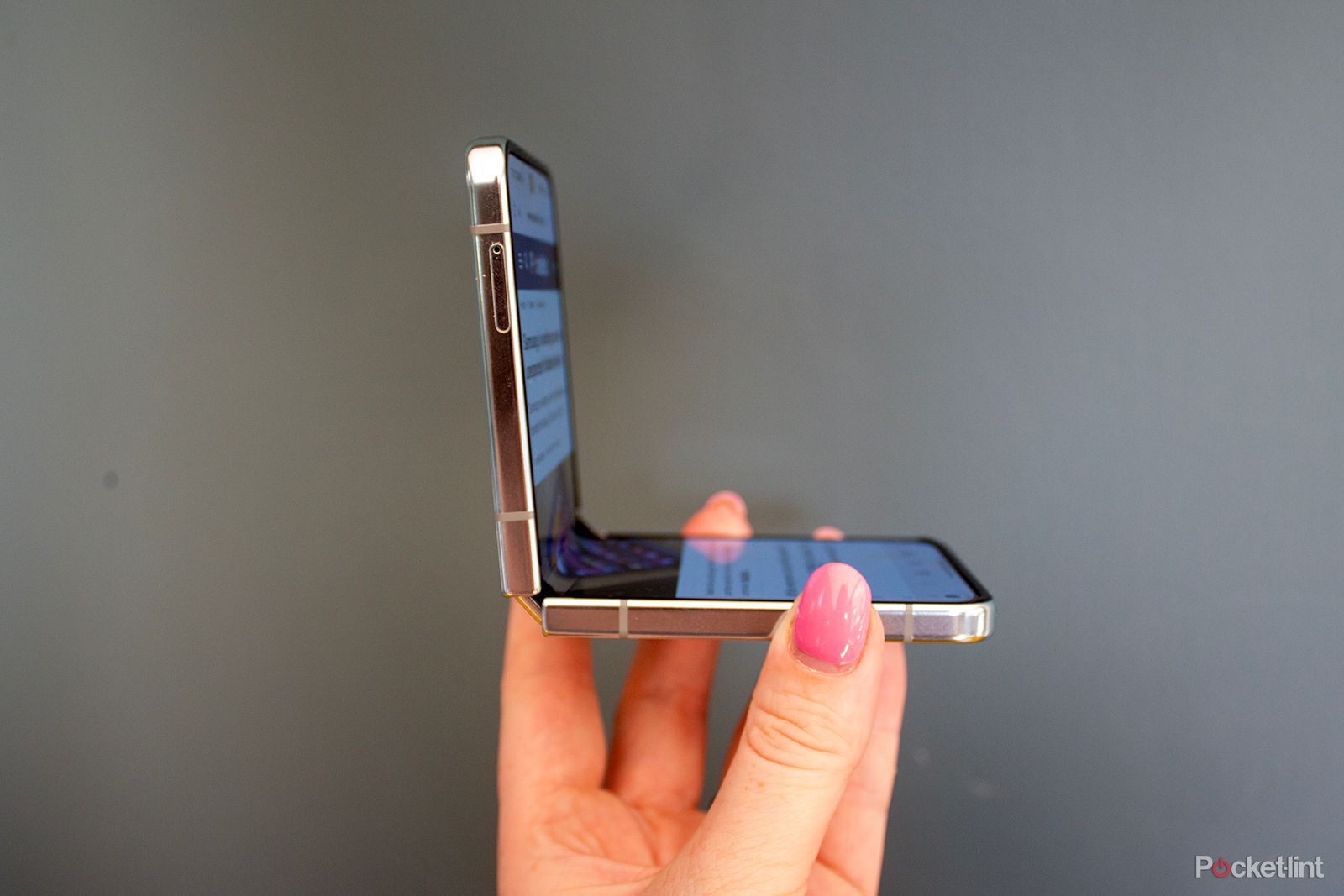 Samsung Galaxy Z Flip 5 - 22