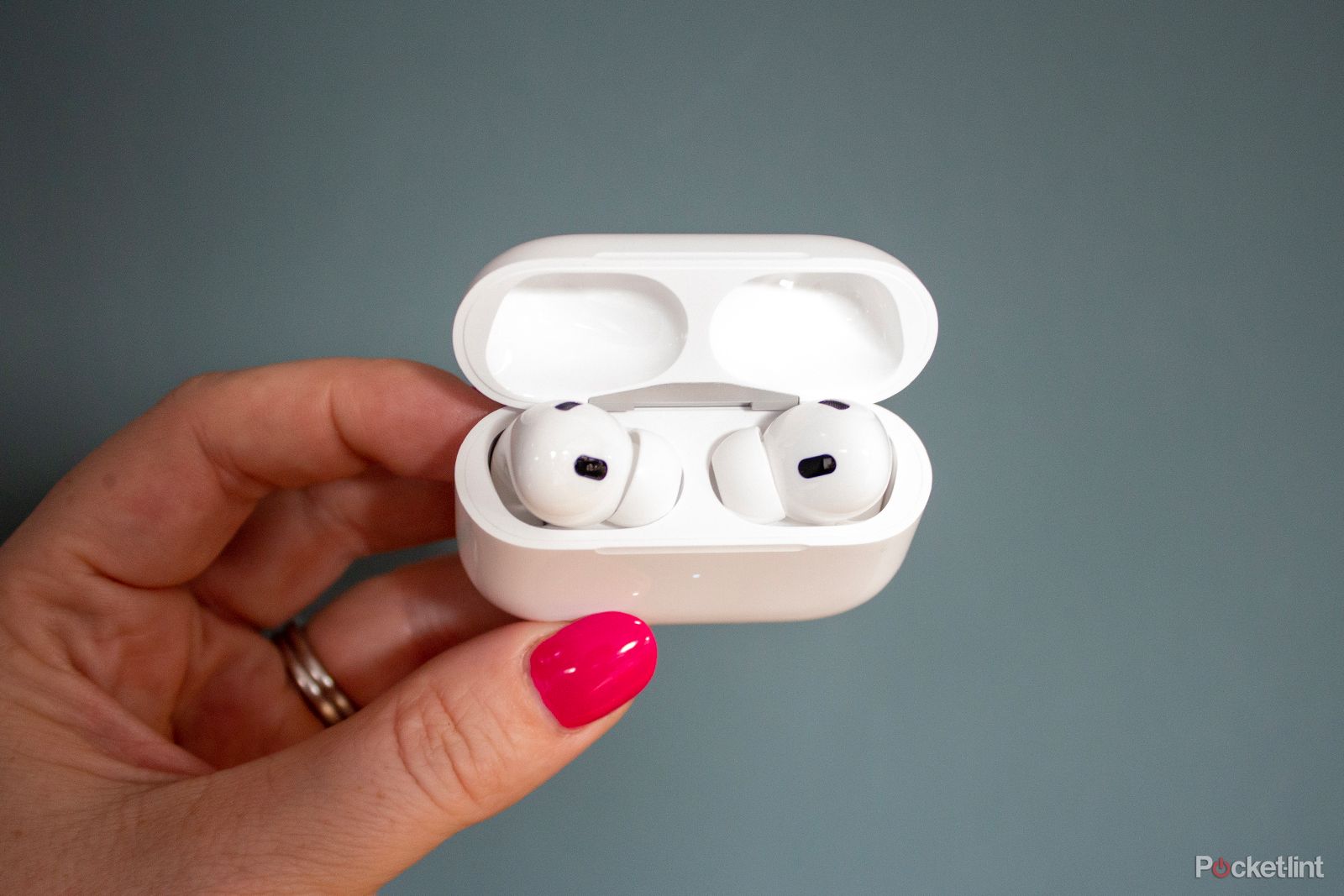 AirPods Pro (2nd generation) with MagSafe Case (USB-C)