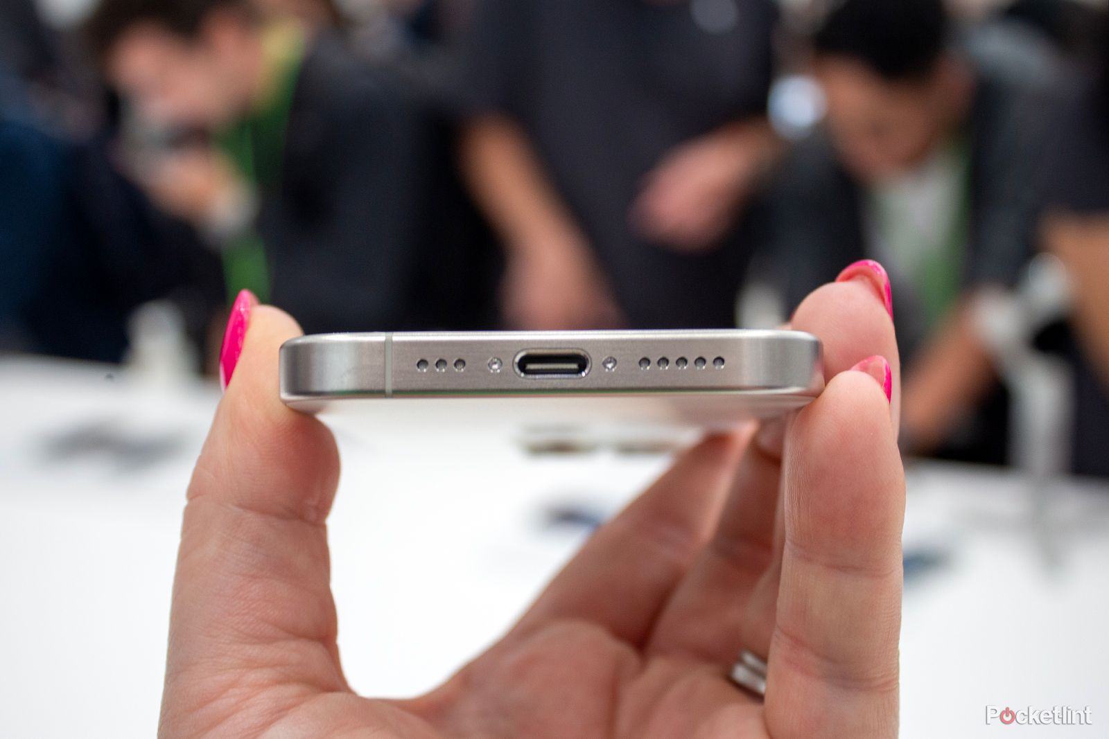 Apple is working on USB-C EarPods for the iPhone 15