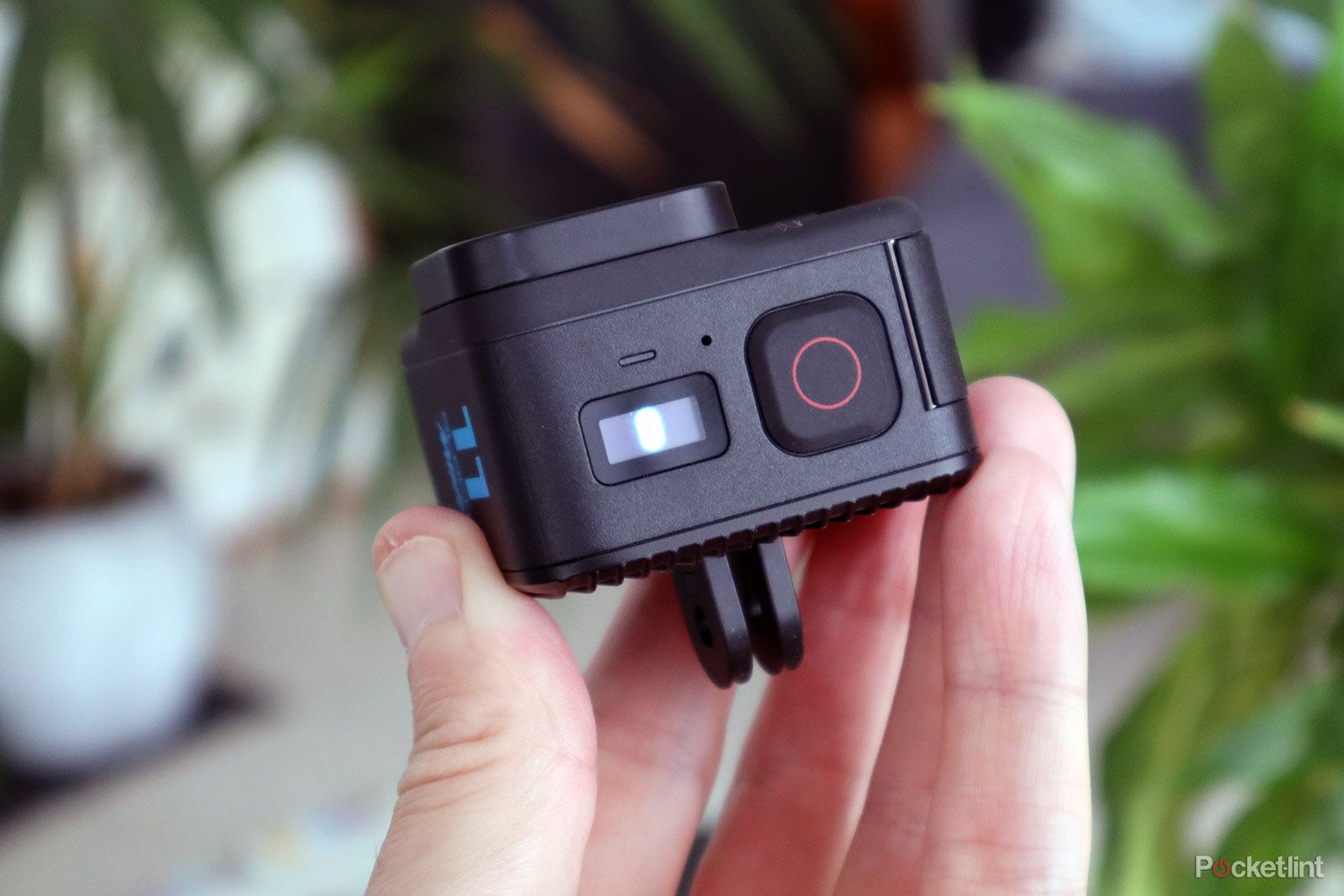 gopro hero 11 mini display and buttons
