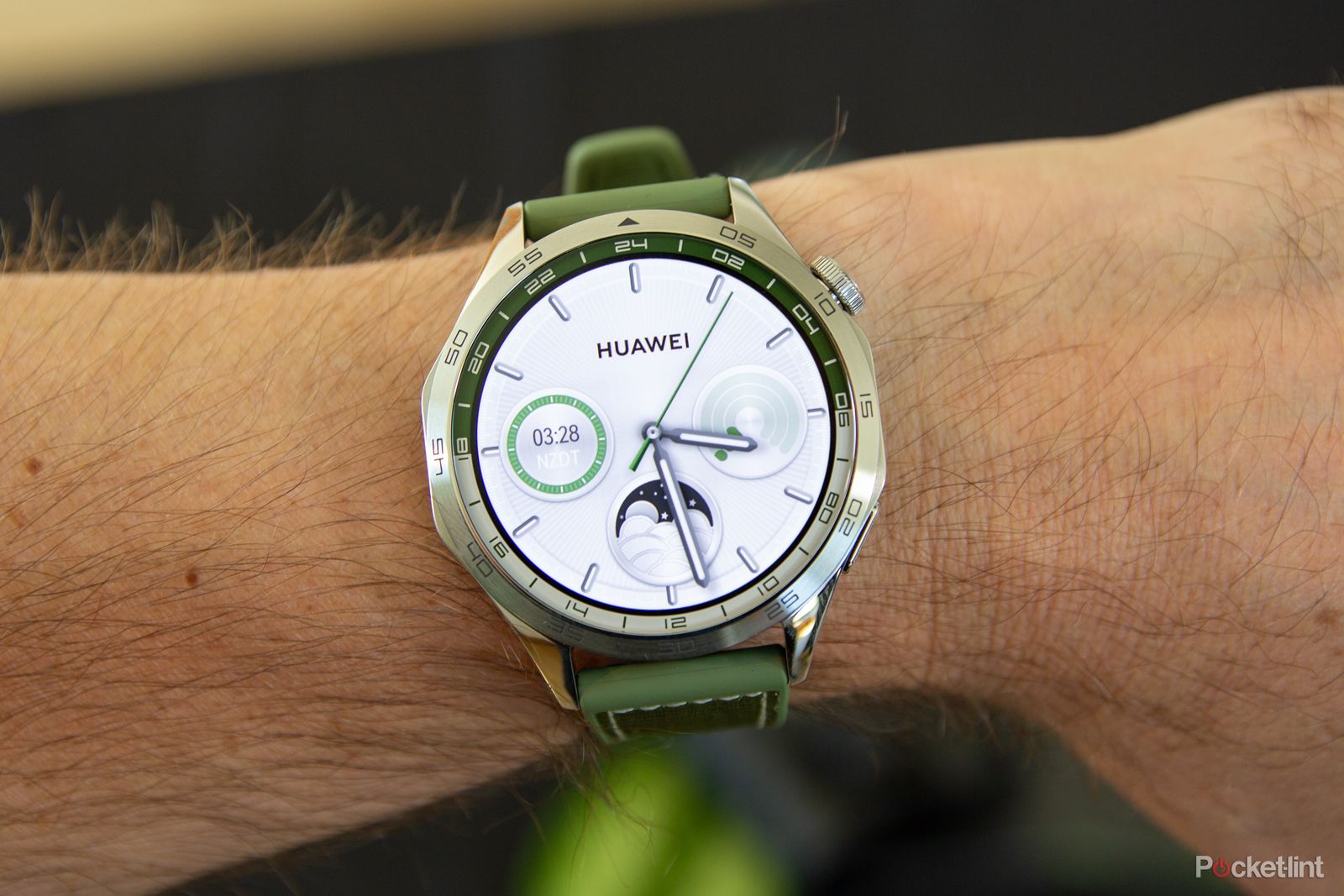 Huawei watch GT 4 (GMT Green) with different straps : r/HuaweiWatchGT