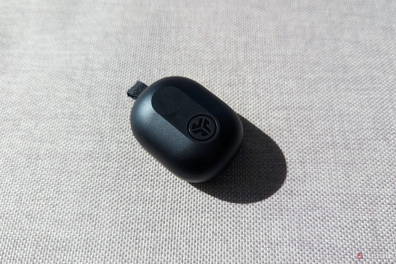 JLab JBuds Mini case 