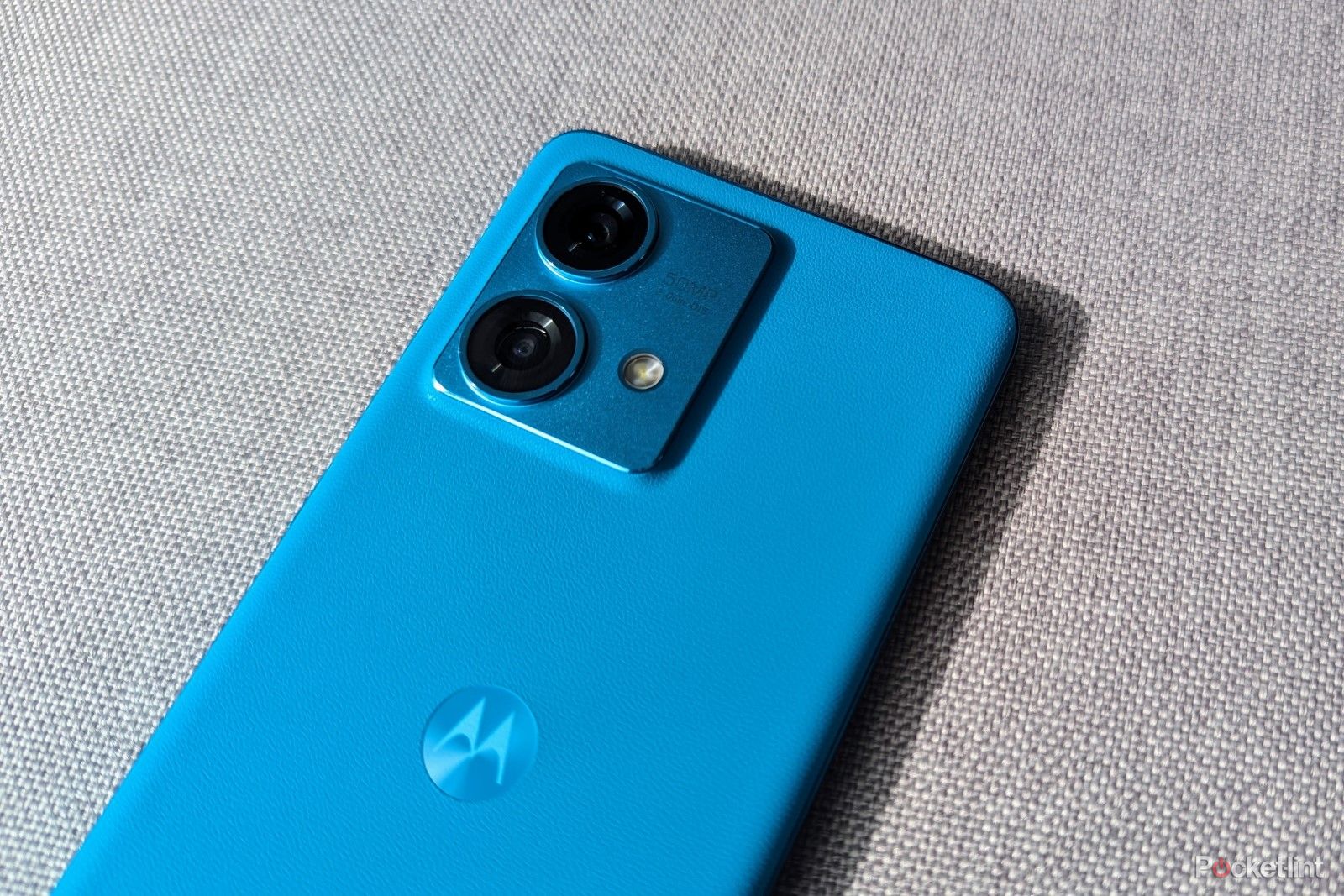 Motorola Edge 40 Neo 2 camera closeup
