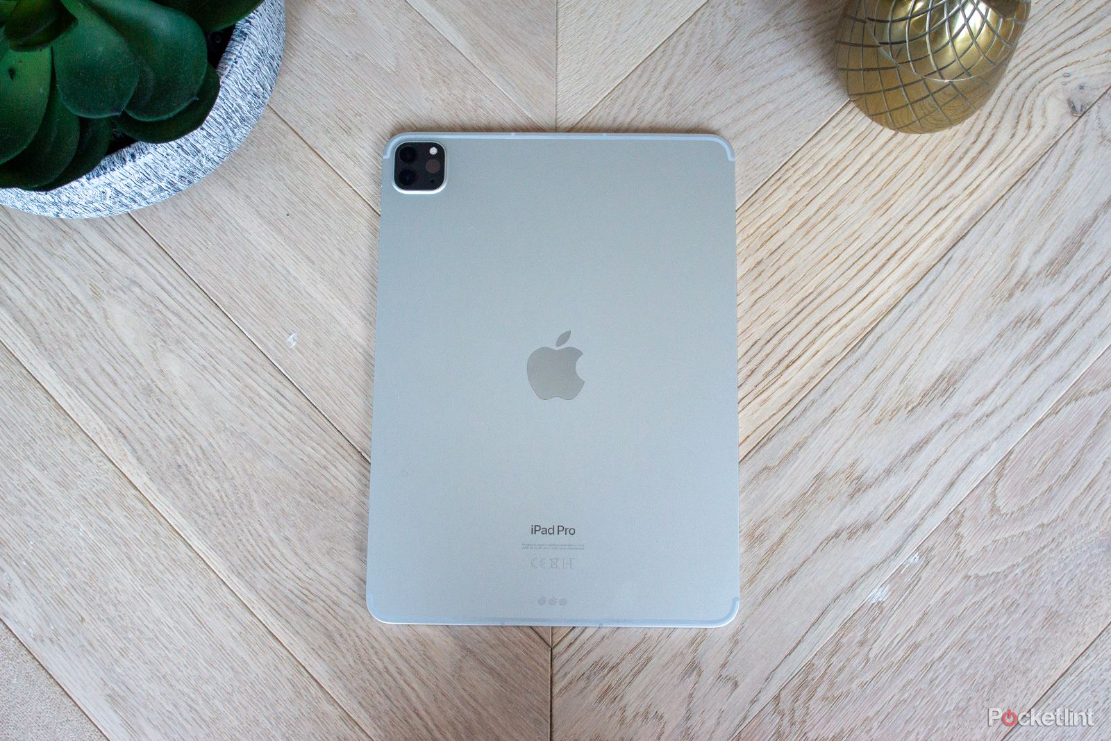 Apple iPad Pro 11-inch - 25