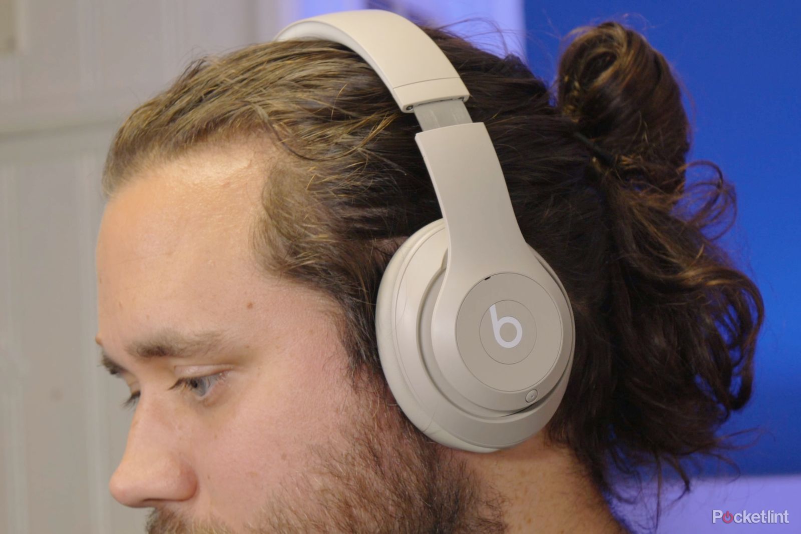 Beats Studio Pro - on head