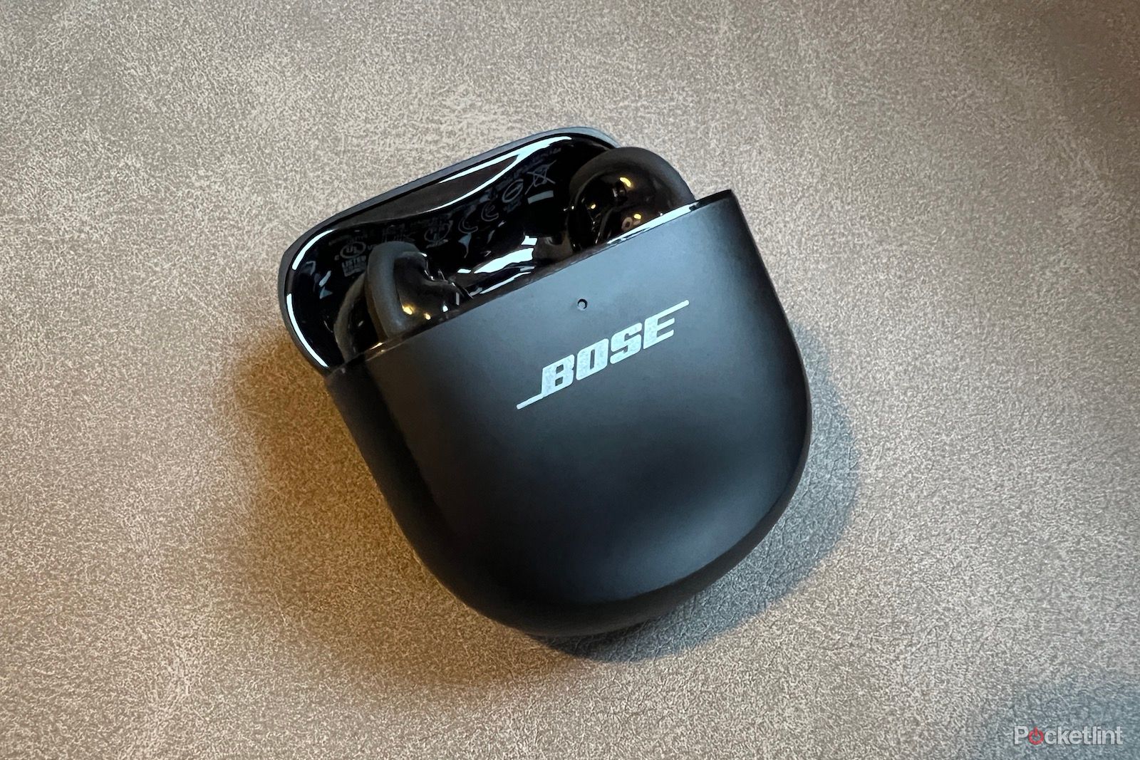 Bose QC Ultra Earbuds 1