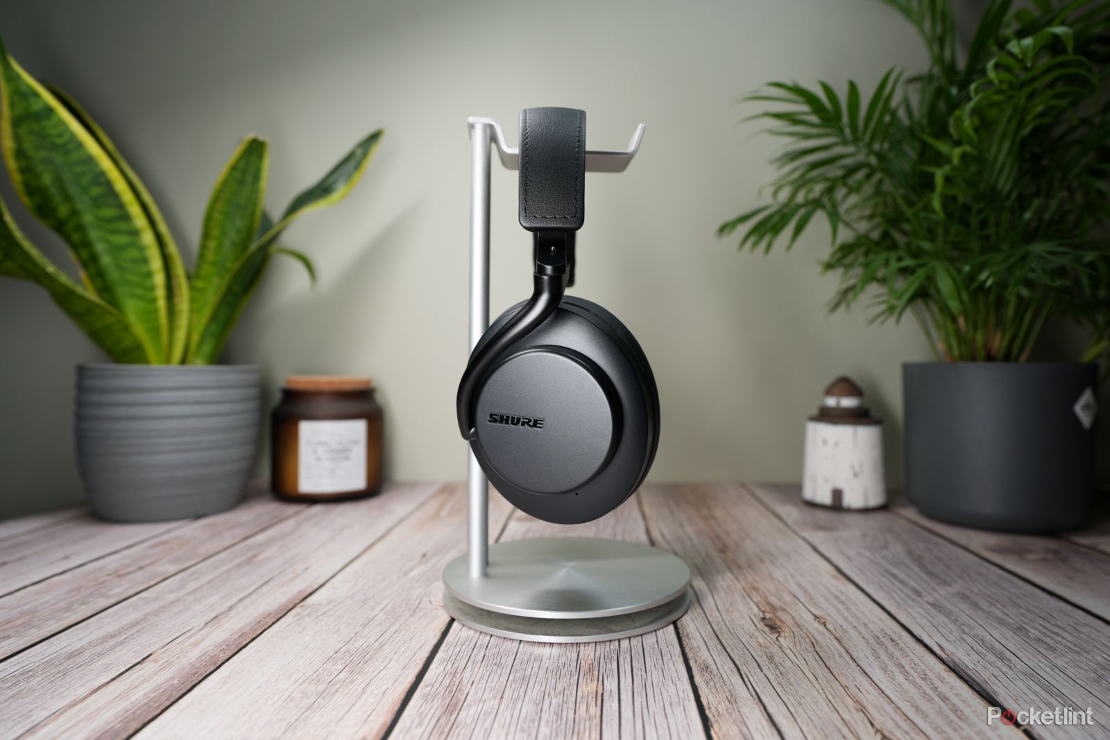 Shure Aonic 50 - hero side profile