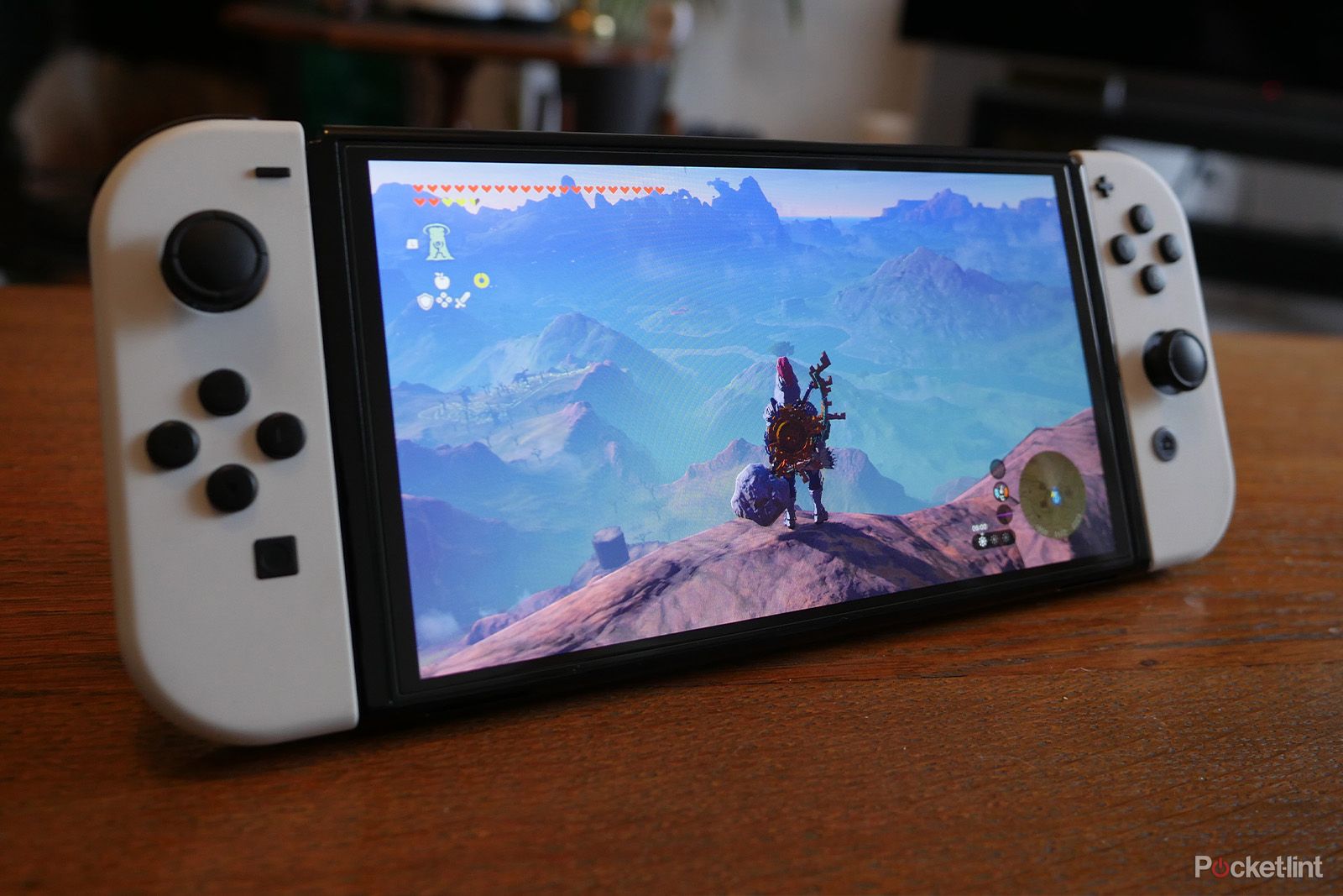 Nintendo Switch vs Switch OLED console review