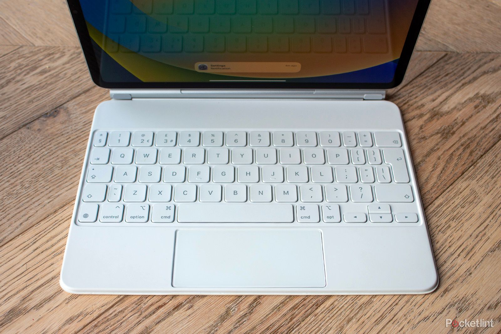 Apple Magic Keyboard For iPad Air Review