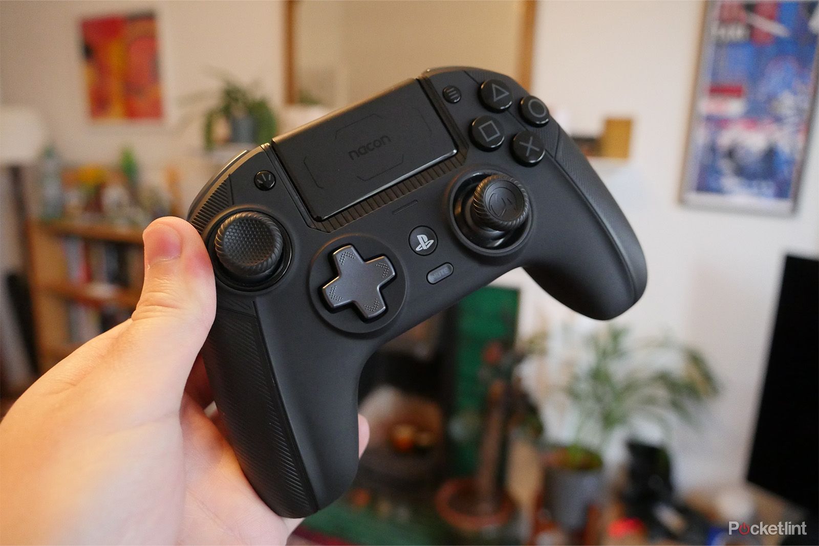 Nacon Revolution Pro PS4 Controller - Review 