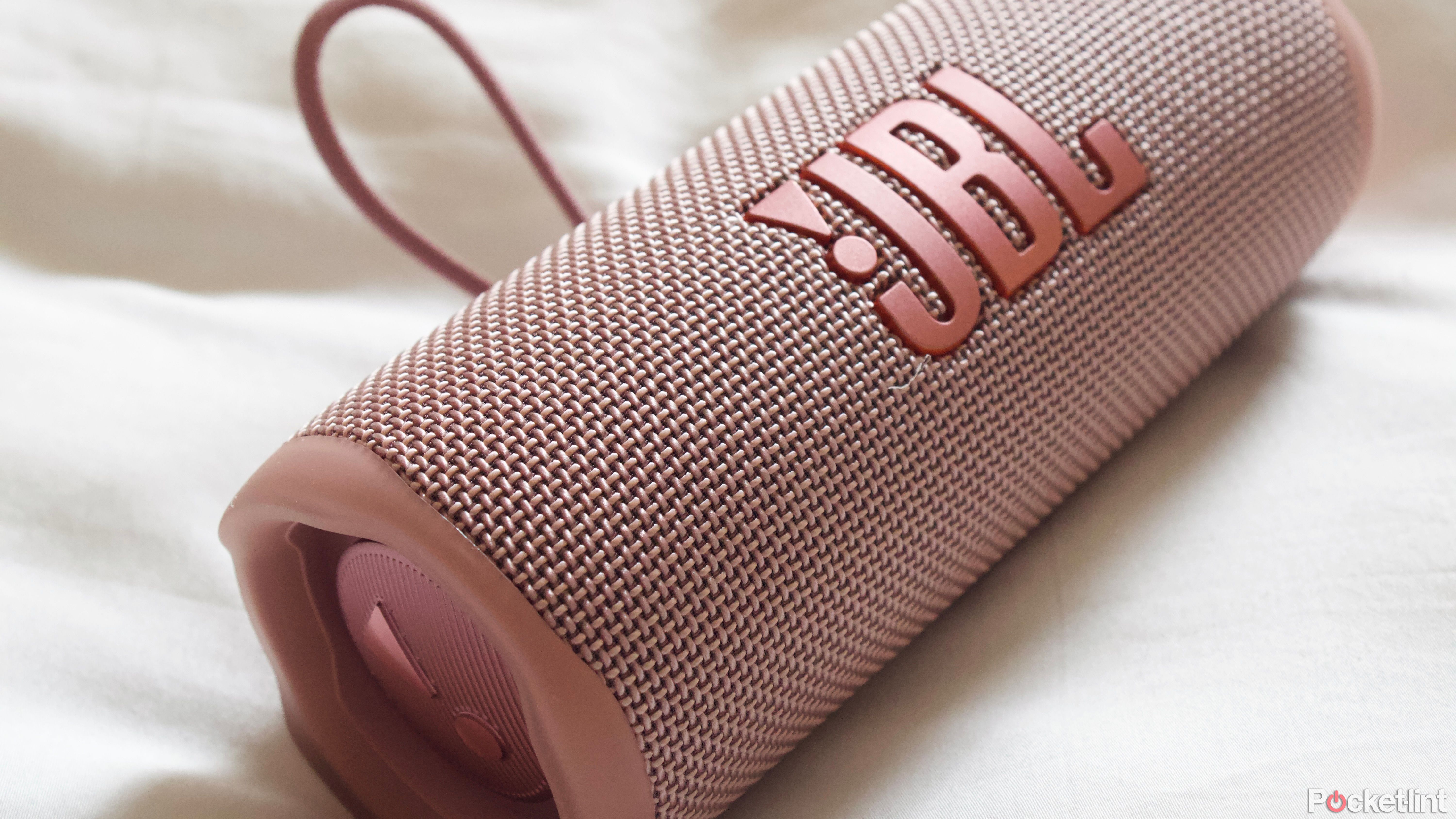 JBL Flip 5 Portable Bluetooth Speaker Red  - Best Buy