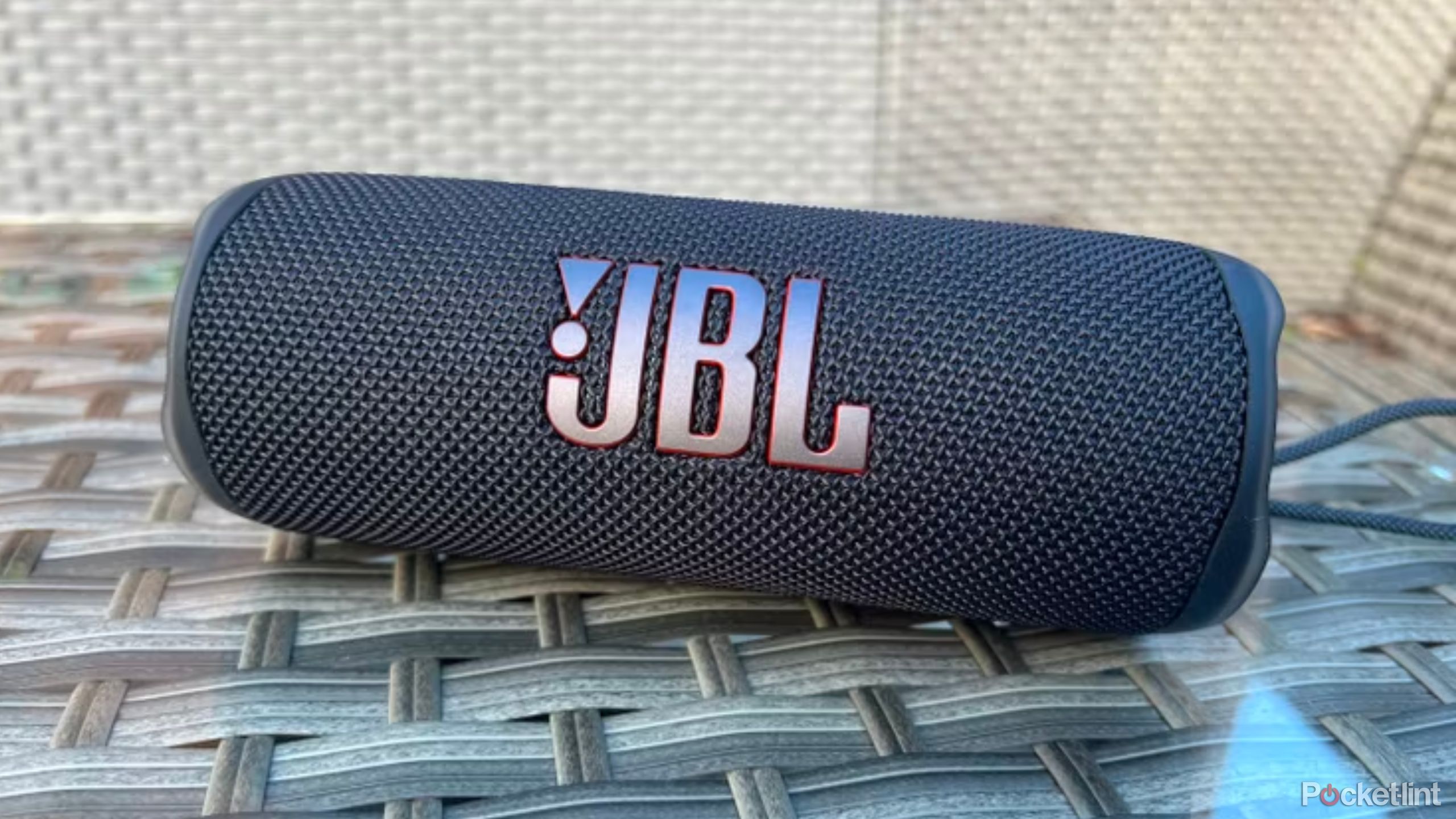 Features I Want To See In The New JBL Flip