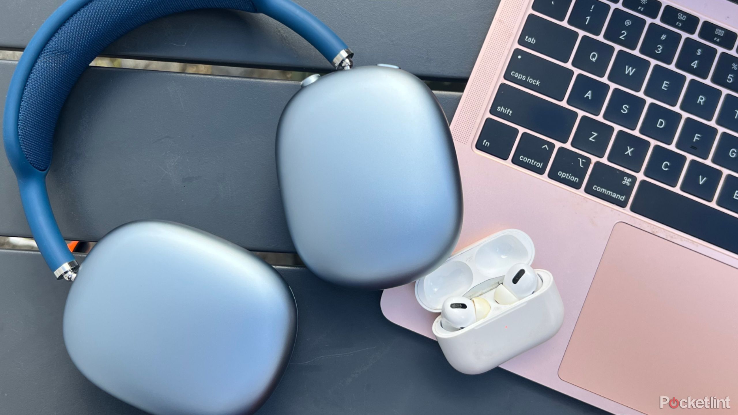 AirPods pro and airpods max on a table. 