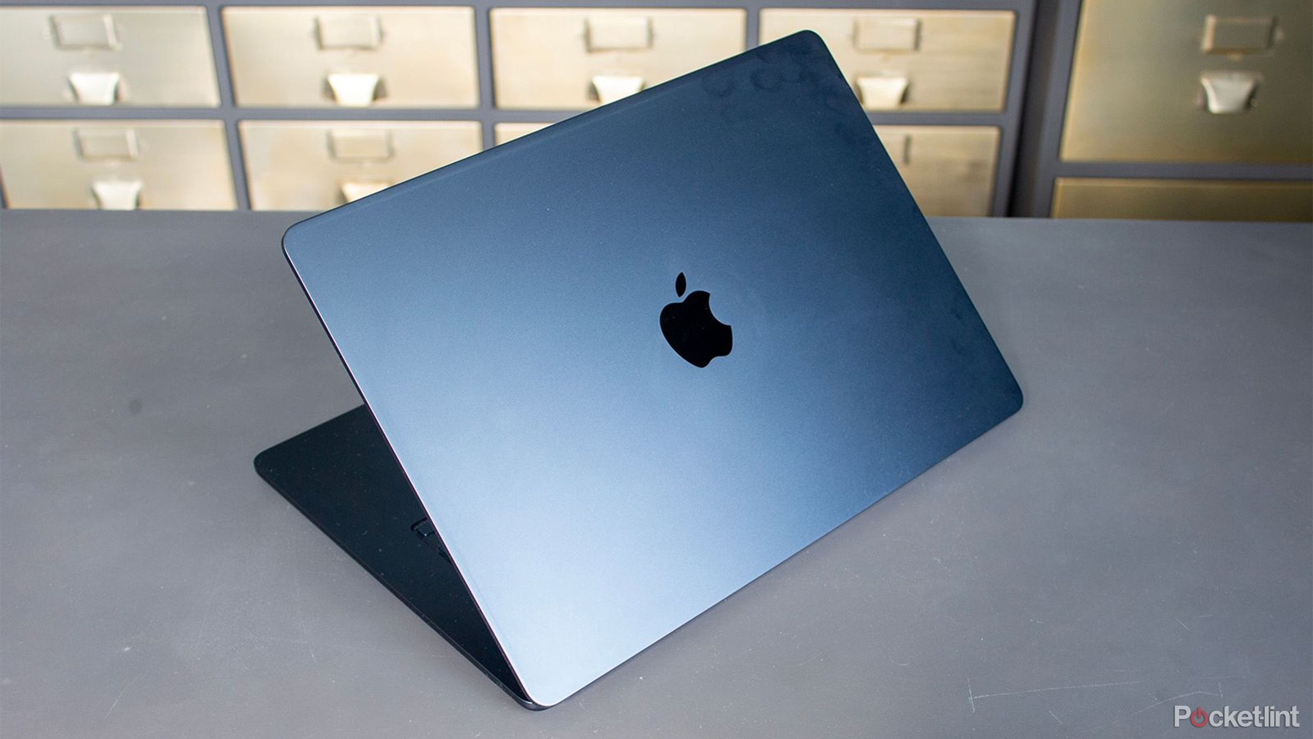Apple MacBook Air M2 15-inch